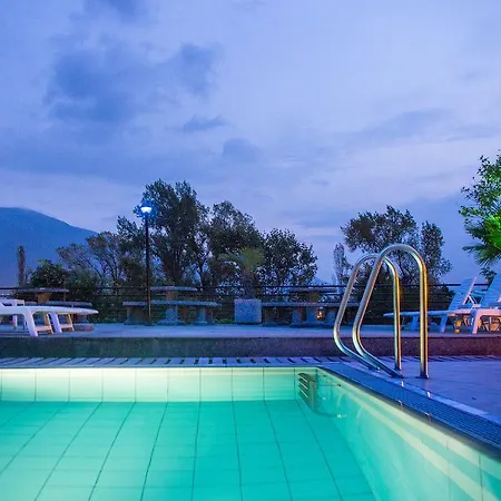 Nessi Hotel
